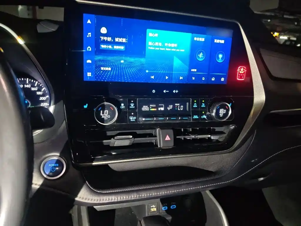 Toyota Highlander — миниатюра 6