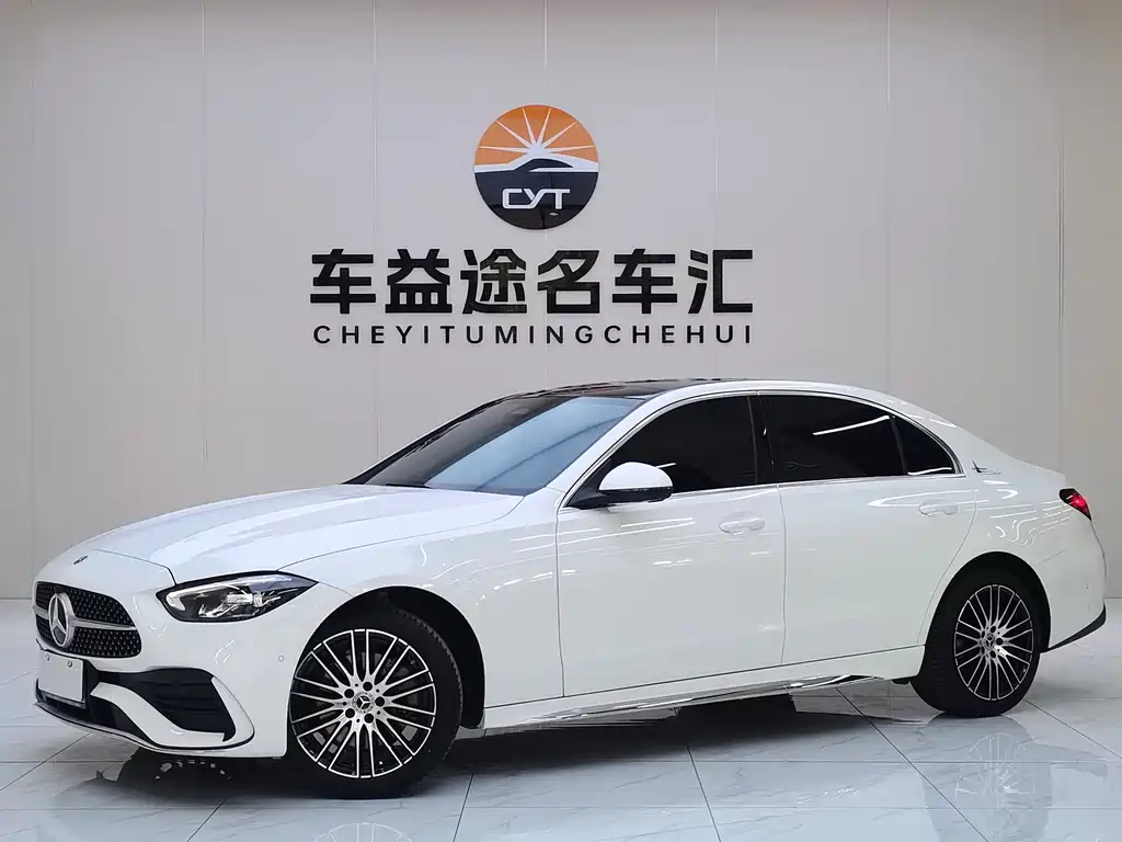 Mercedes-Benz C-Class 2025