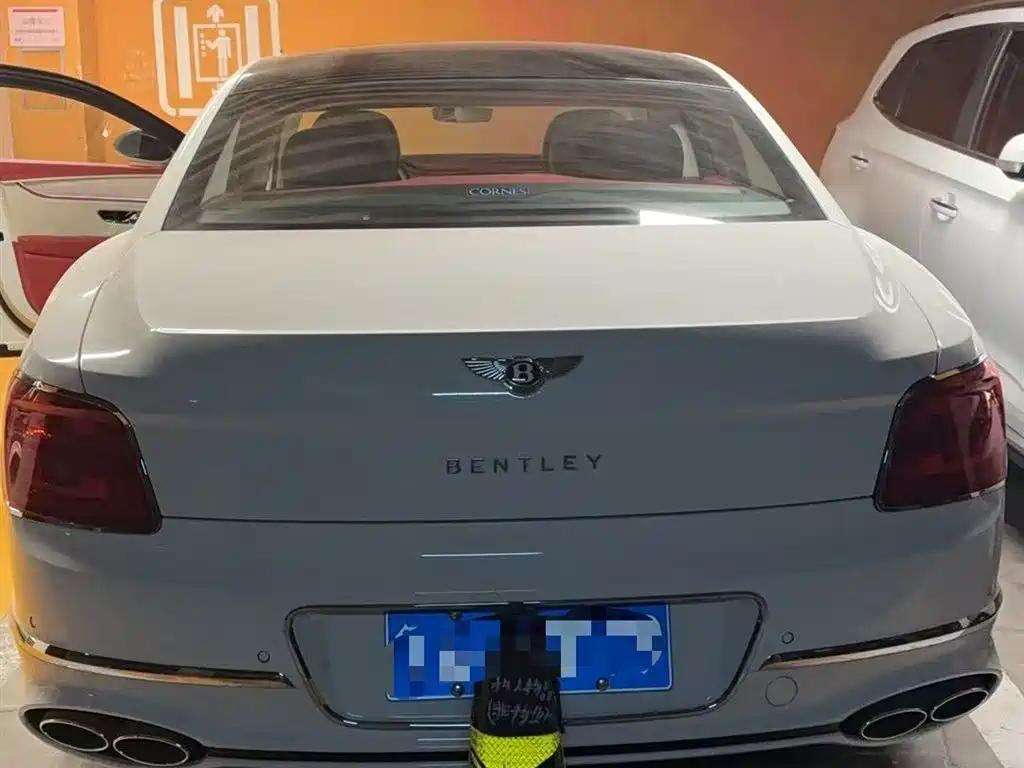 Bentley Flying Spur 2024 4.0T V8 Standard