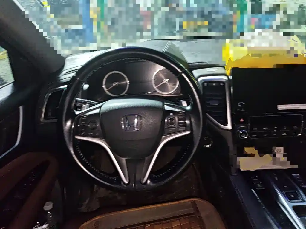 Honda UR-V — миниатюра 11