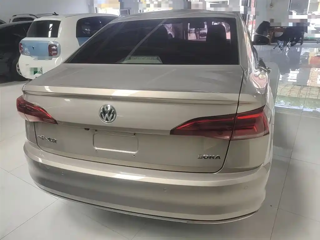 Volkswagen Bora 2019 1.5L AT Comfort