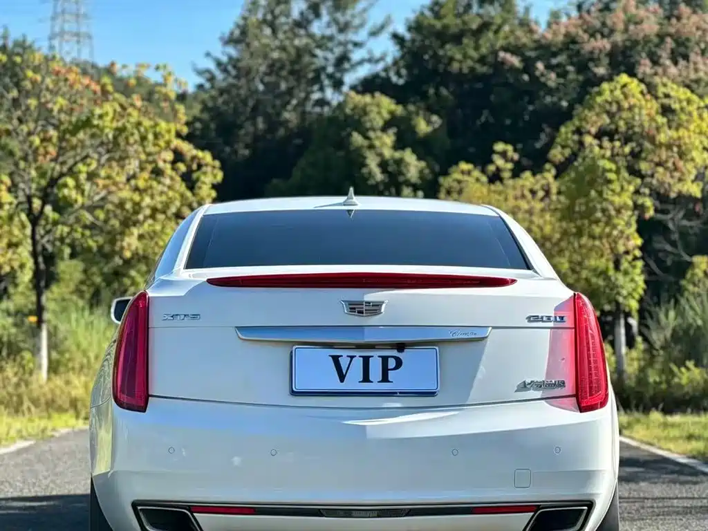 Cadillac XTS — миниатюра 5