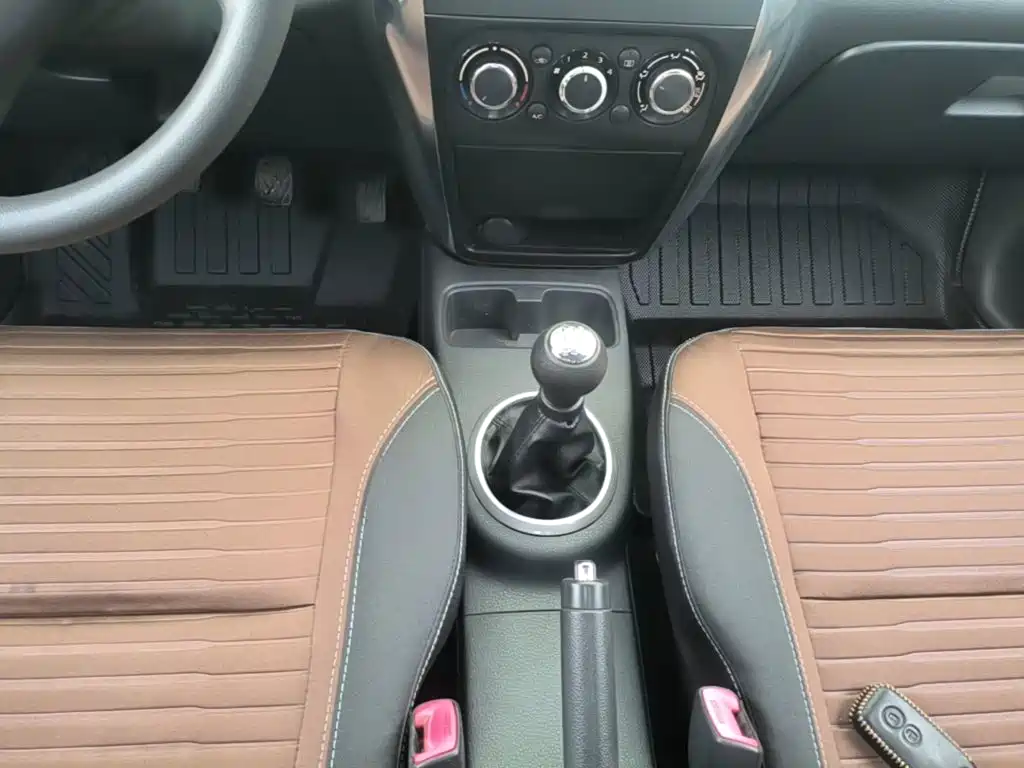Suzuki SX4 — миниатюра 14