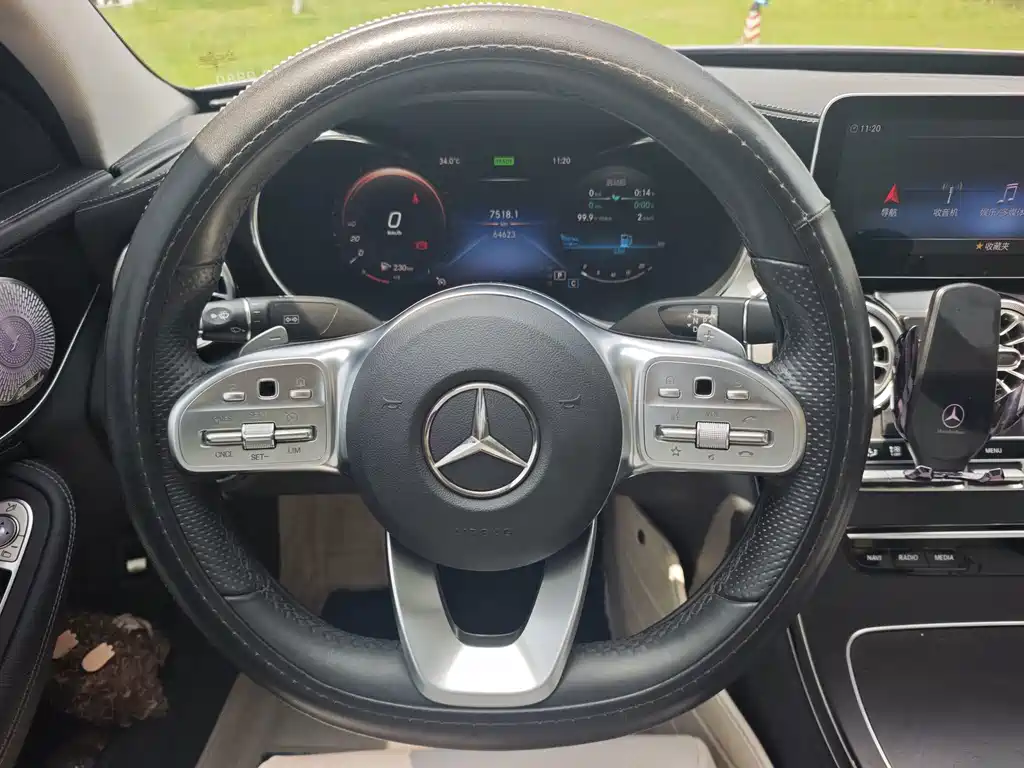 Mercedes-Benz C-Class — миниатюра 12
