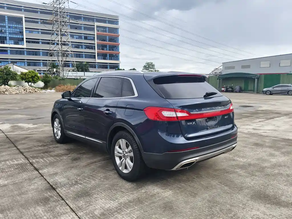 Lincoln MKX — миниатюра 4