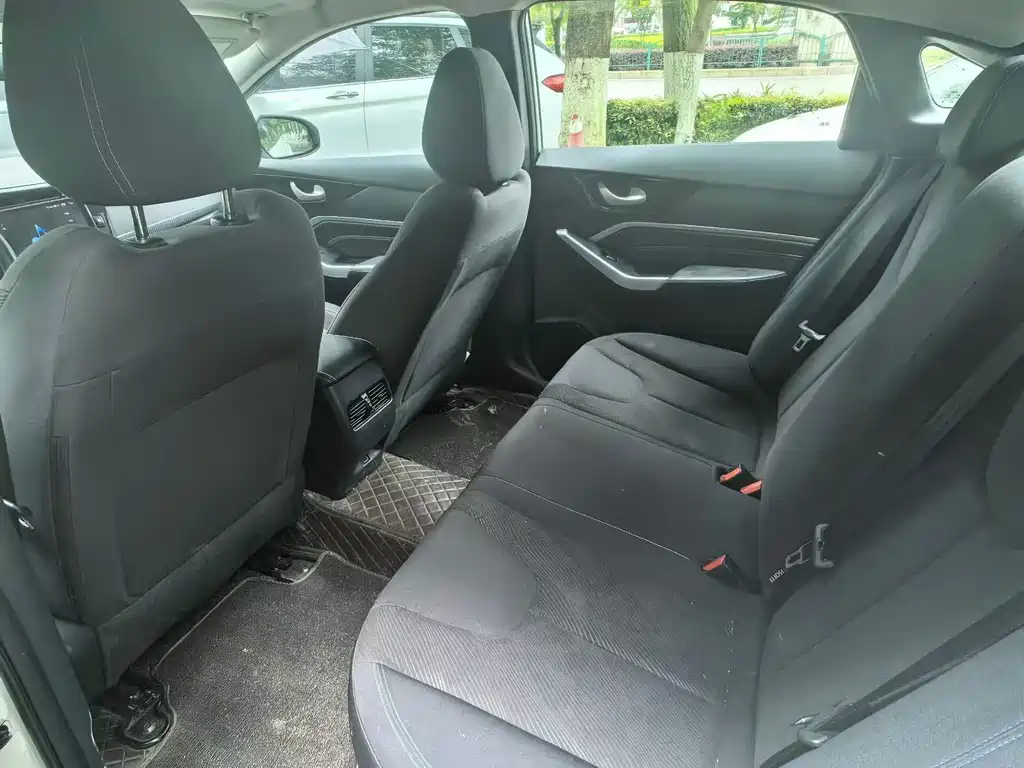 Venucia D60EV 2023 PLUS Comfort SI