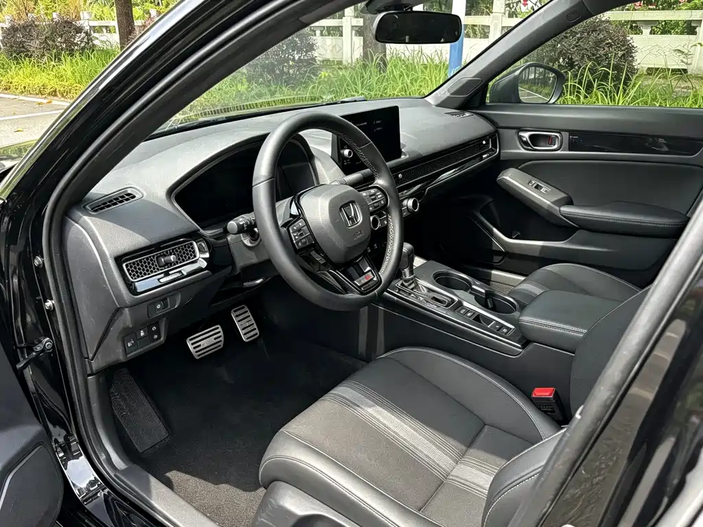 Honda Civic 2025 240TURBO CVT Pro