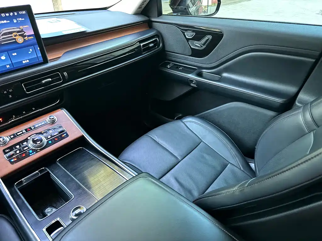 Lincoln Aviator 2020 3.0T V6 Premium