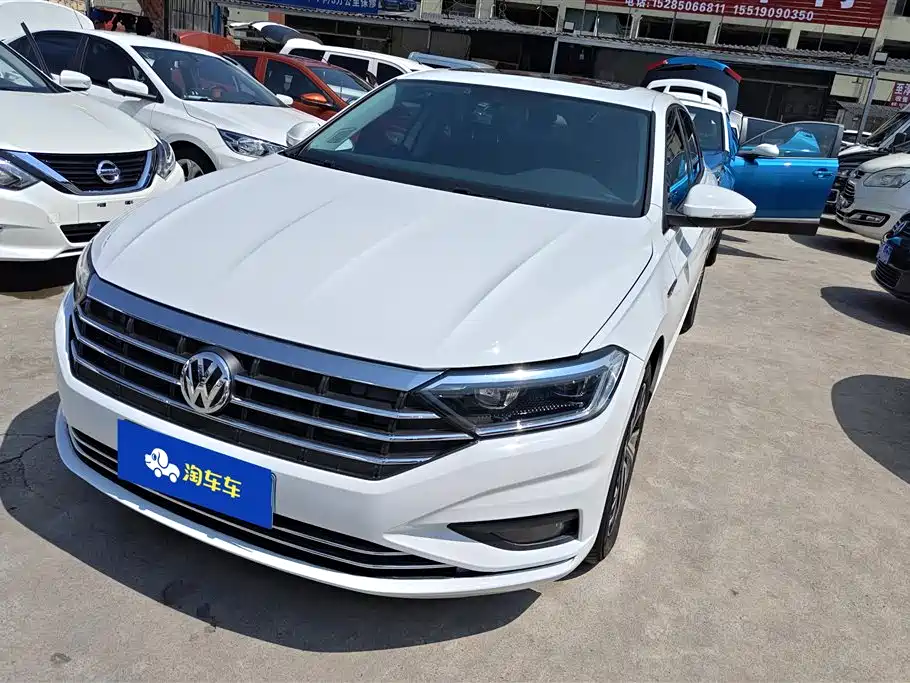 Volkswagen Sagitar 2021