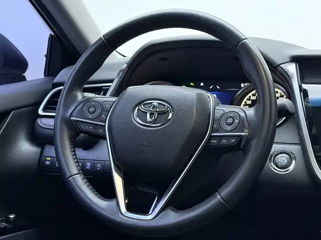 Toyota Camry — миниатюра 10