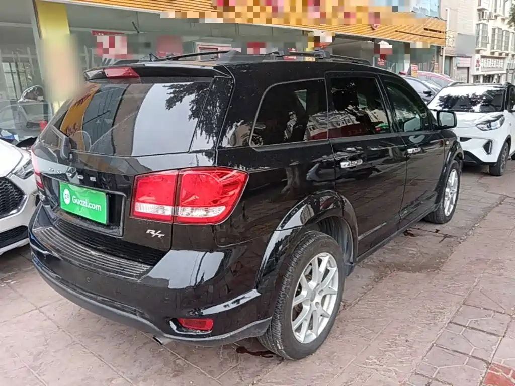 Dodge Journey — миниатюра 7
