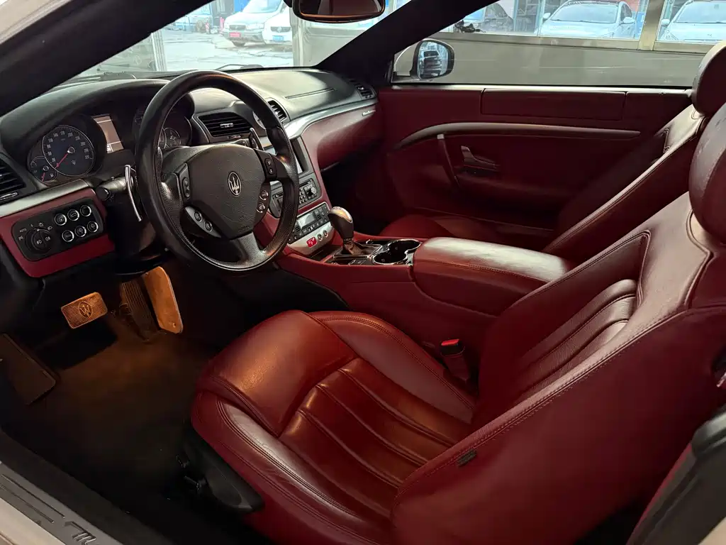 Maserati GranTurismo 2007 4.2L Standard