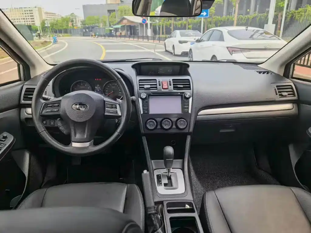 Subaru XV — миниатюра 5