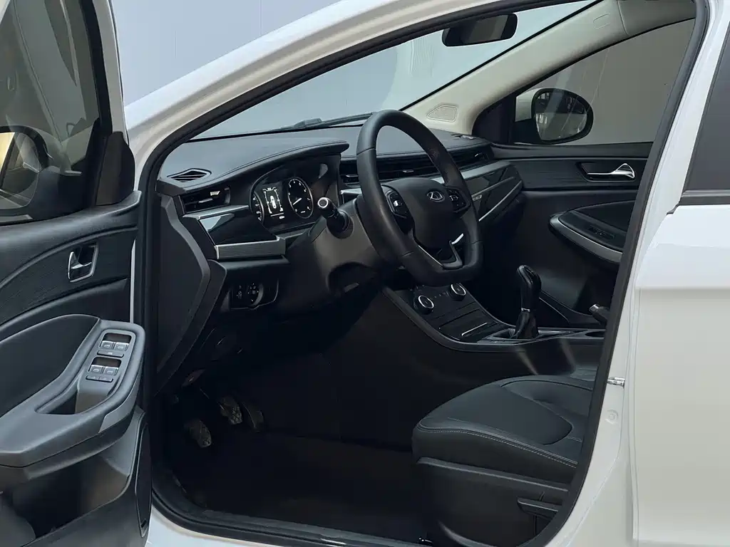 Chery Arrizo 5 — миниатюра 8