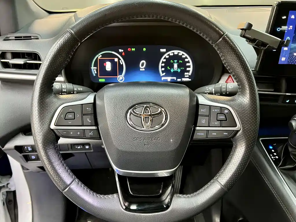 Toyota Sienna 2021 2.5L