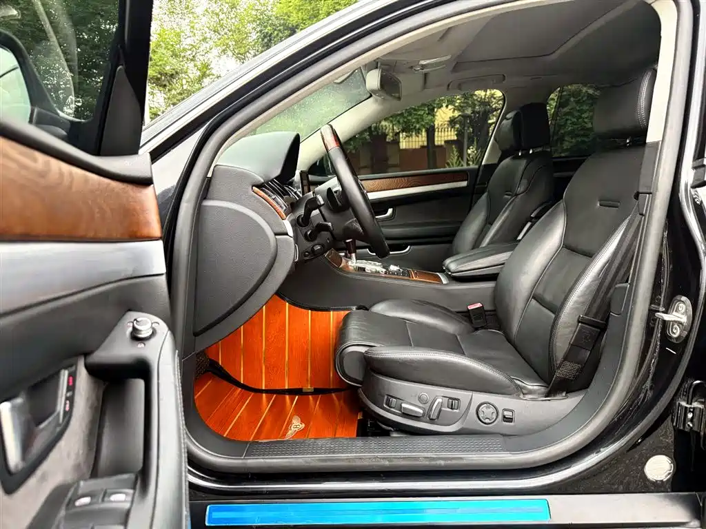 Audi A8 2010 4.2 FSI quattro