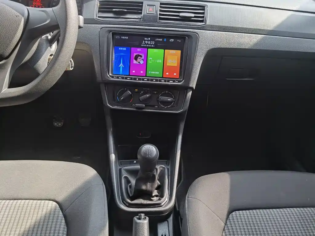 Volkswagen Santana — миниатюра 13