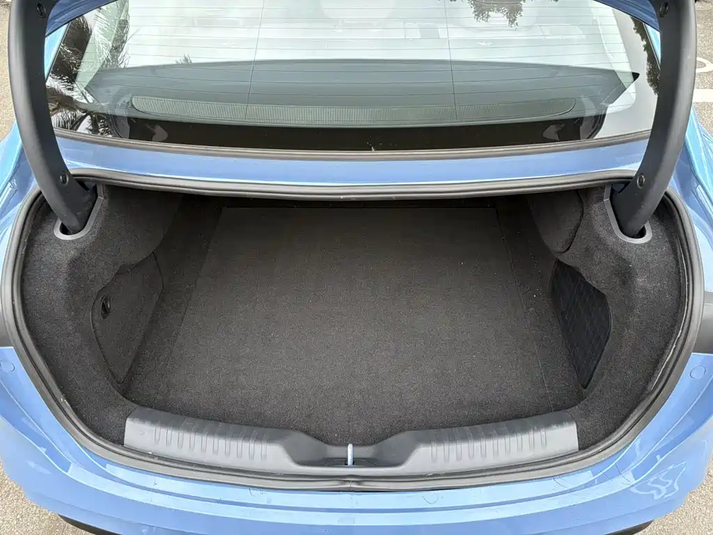 Hongqi Hongqi Tiangong 05 — миниатюра 10