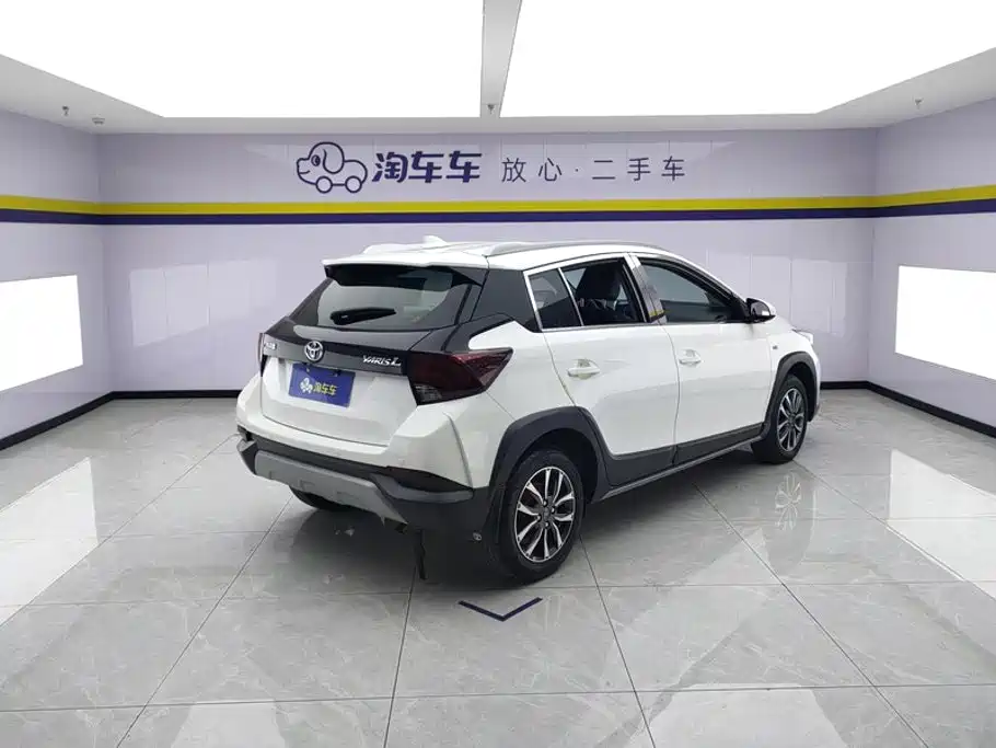 Toyota Yaris L — миниатюра 3
