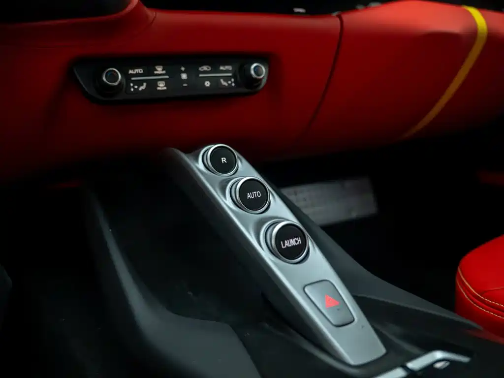 Ferrari 812 — миниатюра 9