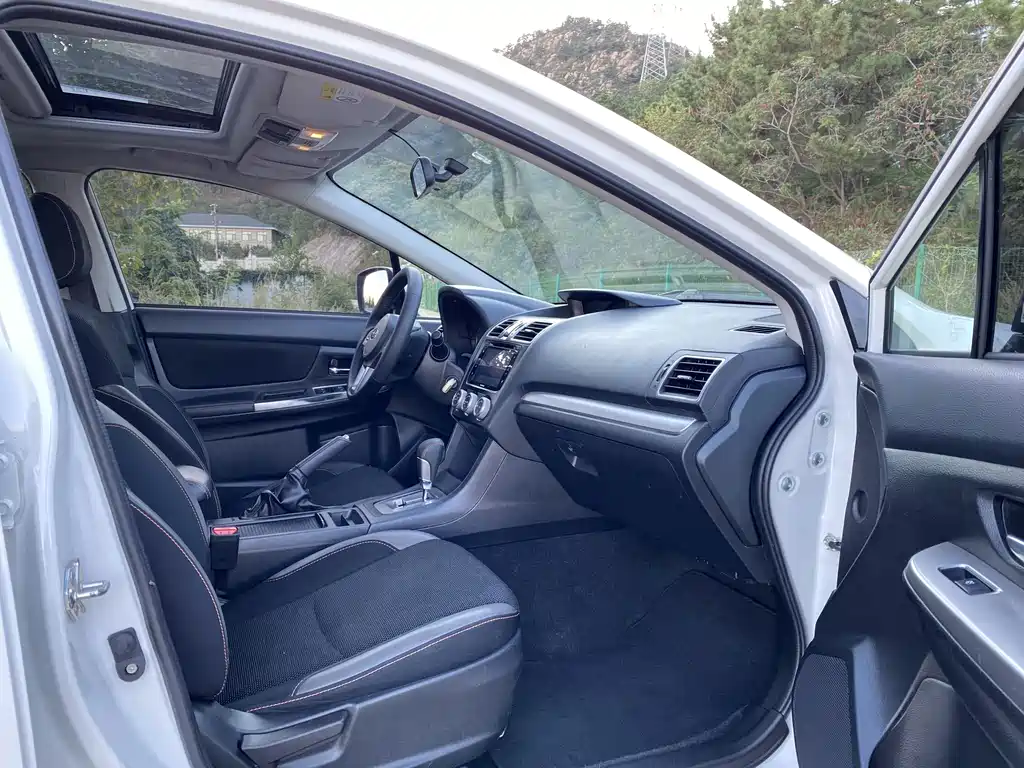 Subaru XV — миниатюра 7