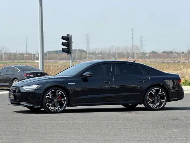 AUDI A7L