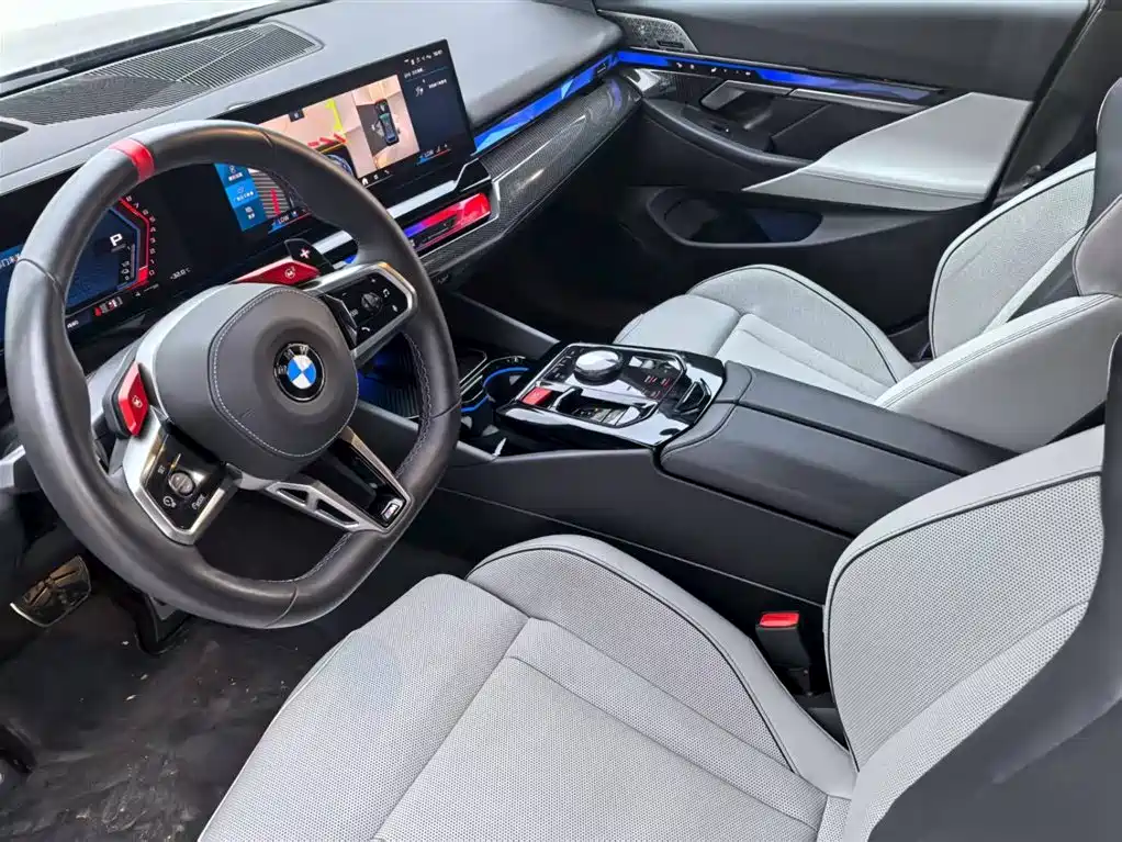 BMW M5 2025 M5