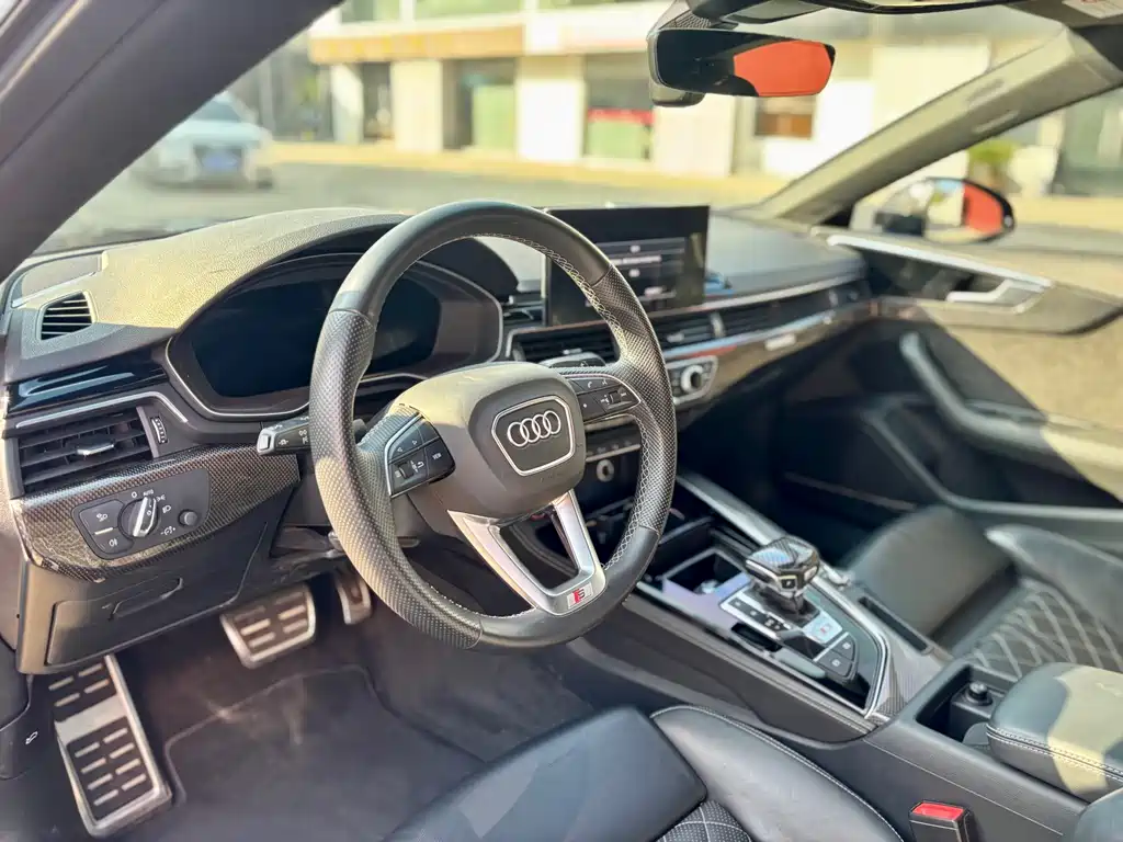 Audi S5 — миниатюра 5