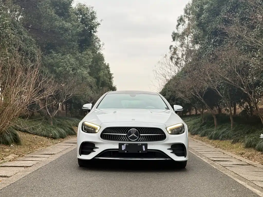 Mercedes-Benz E-Class E 2023 E 260