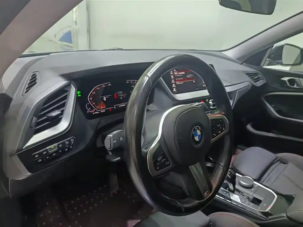 BMW 2 Series — фотографии объявления, Фото 10