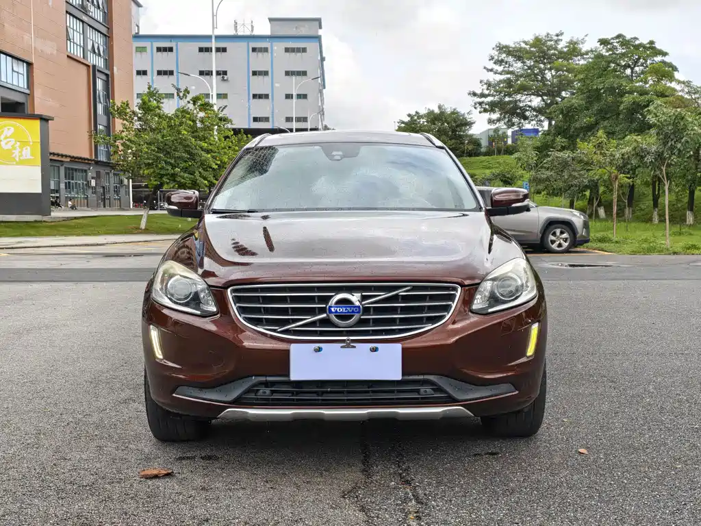Volvo XC60 — миниатюра 2