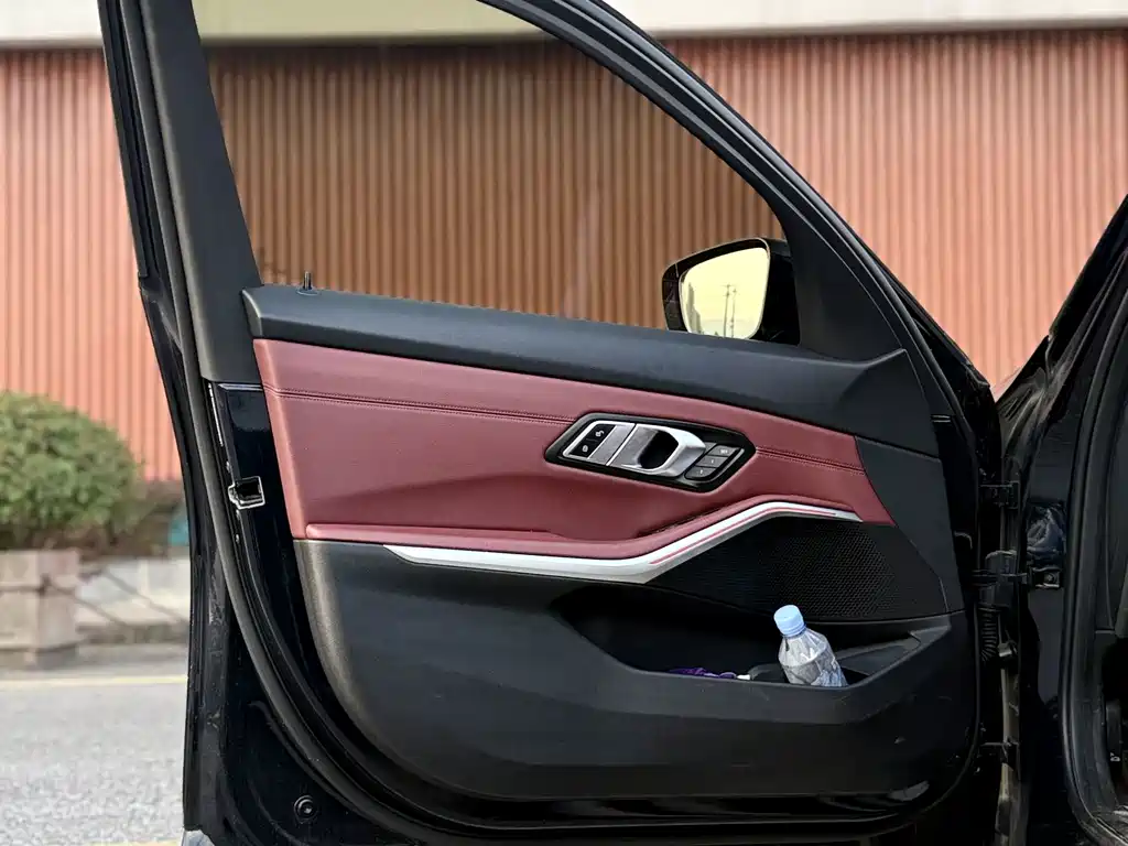 BMW 3 Series — миниатюра 6
