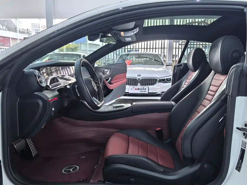 MERCEDES-BENZ E CLASS