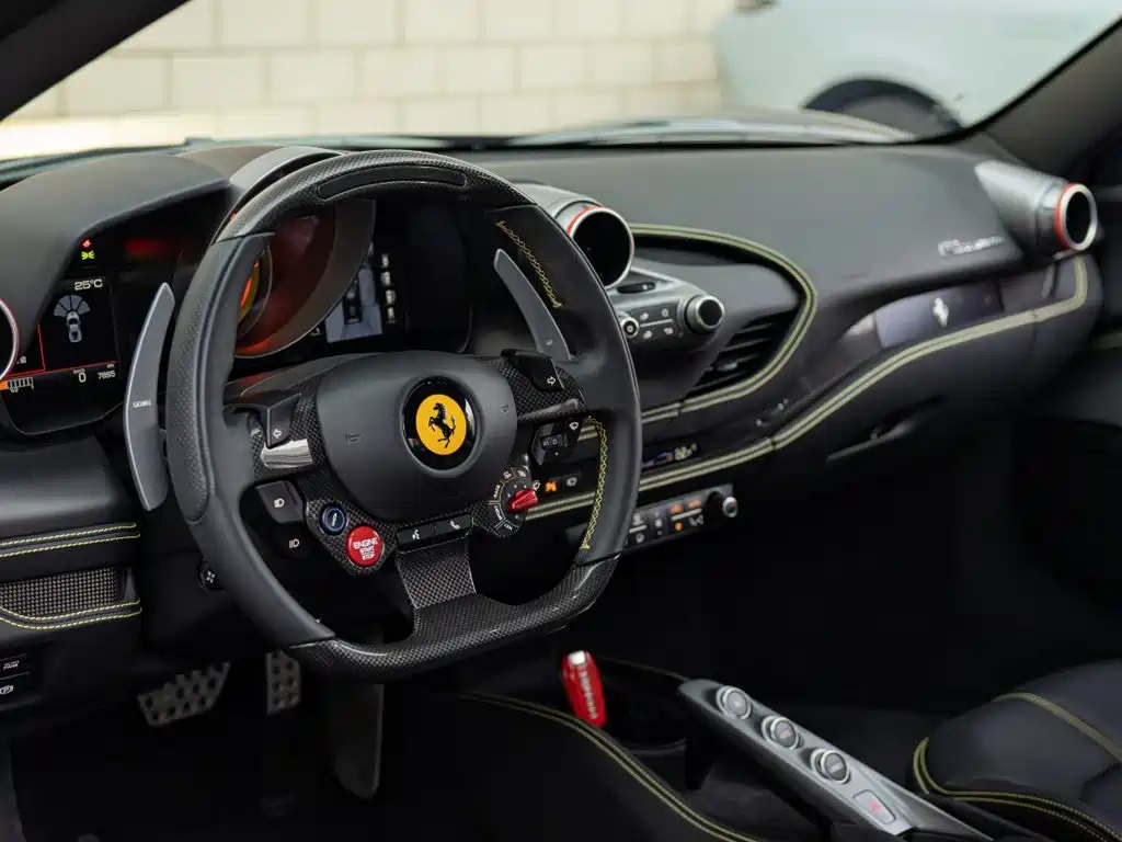 Ferrari F8 — миниатюра 9