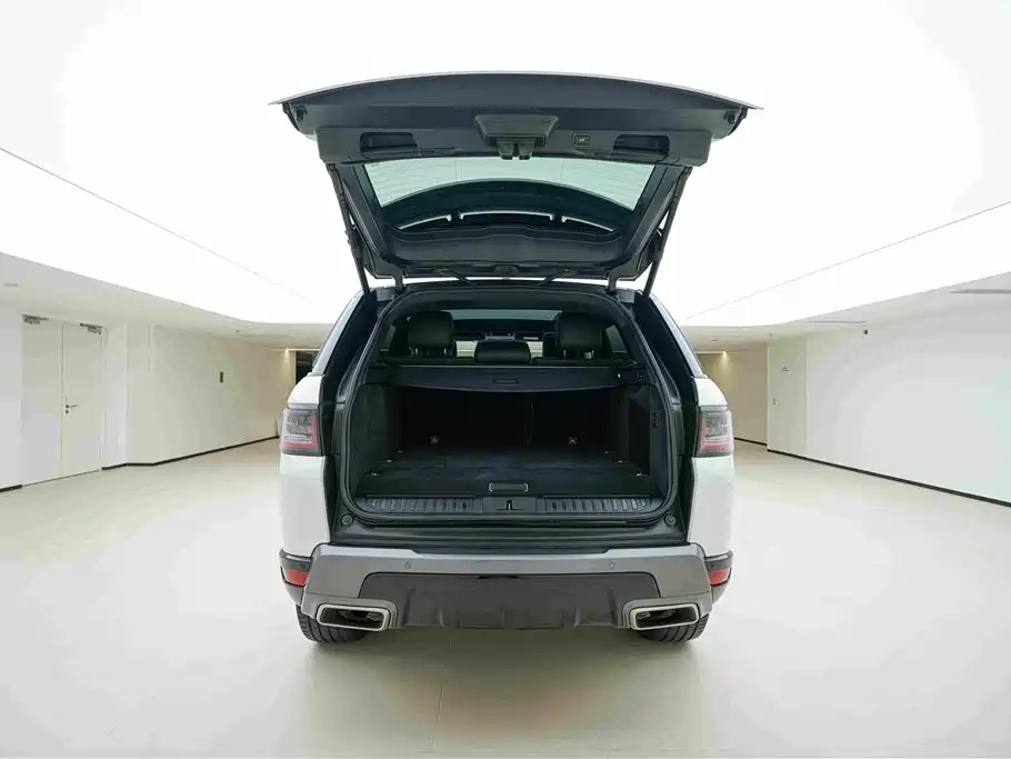 Land Rover Sport PHEV — миниатюра 5