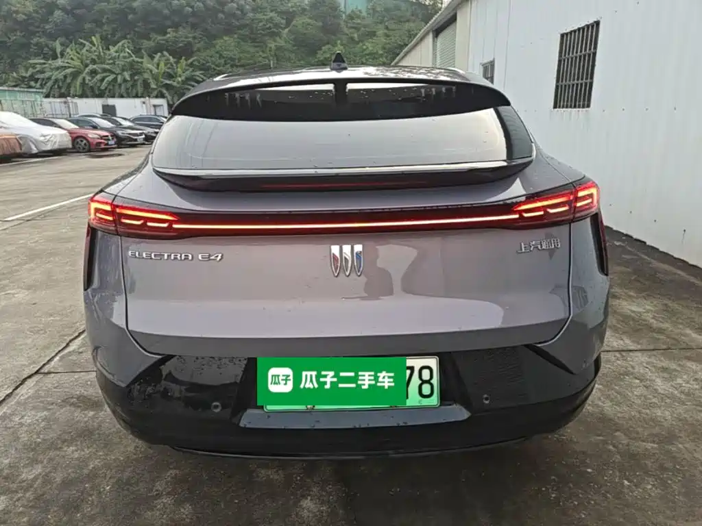 Buick E4 — миниатюра 6