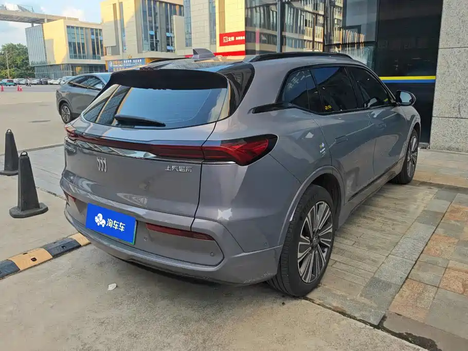 Buick E5 — миниатюра 3