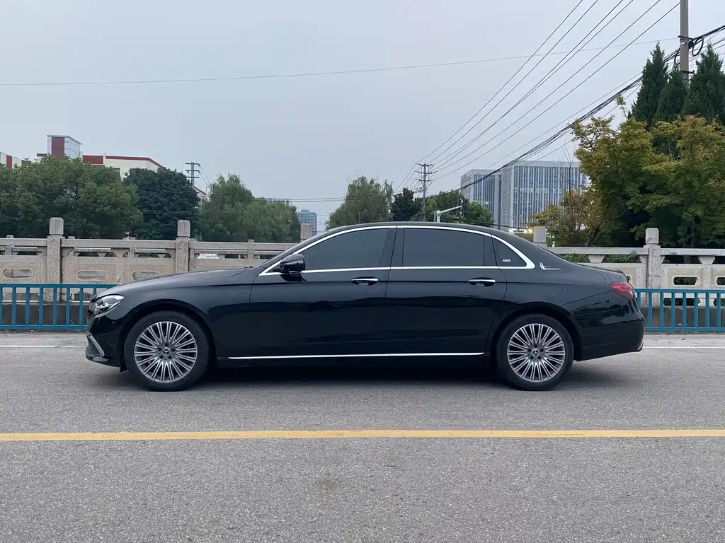 Mercedes-Benz E-Class E 2022 E 300 L Luxury