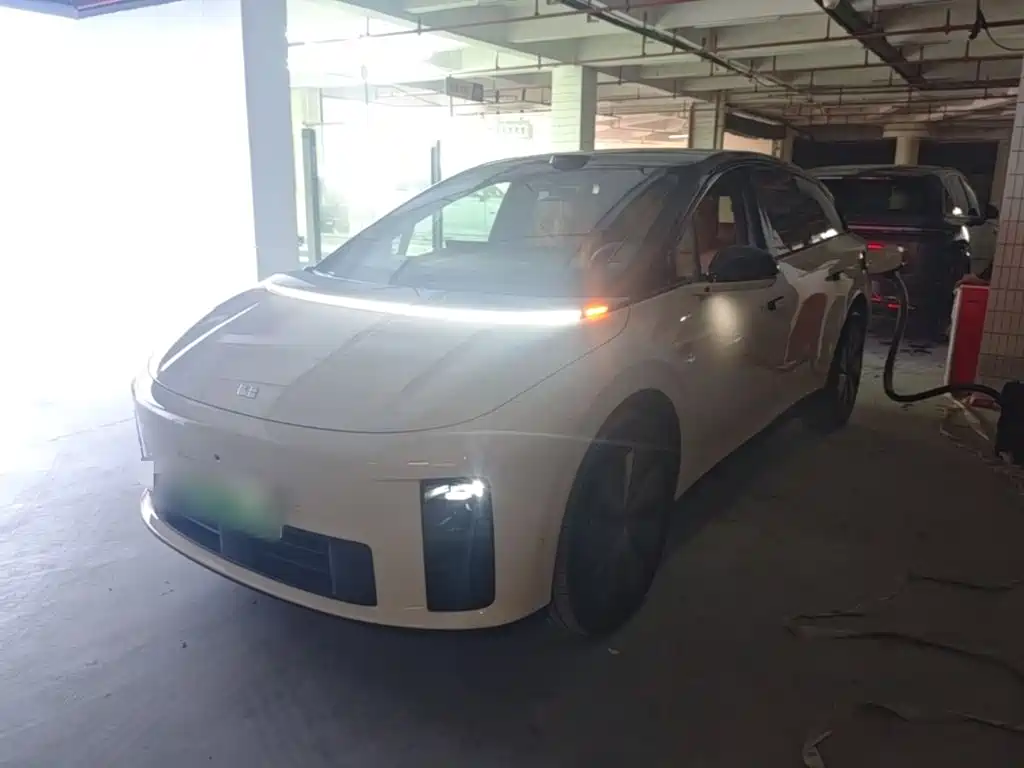 Li Auto i6