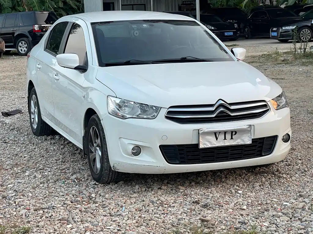Citroen Elysee — миниатюра 3