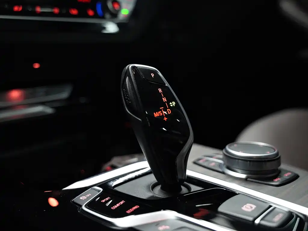 BMW X3 — миниатюра 8