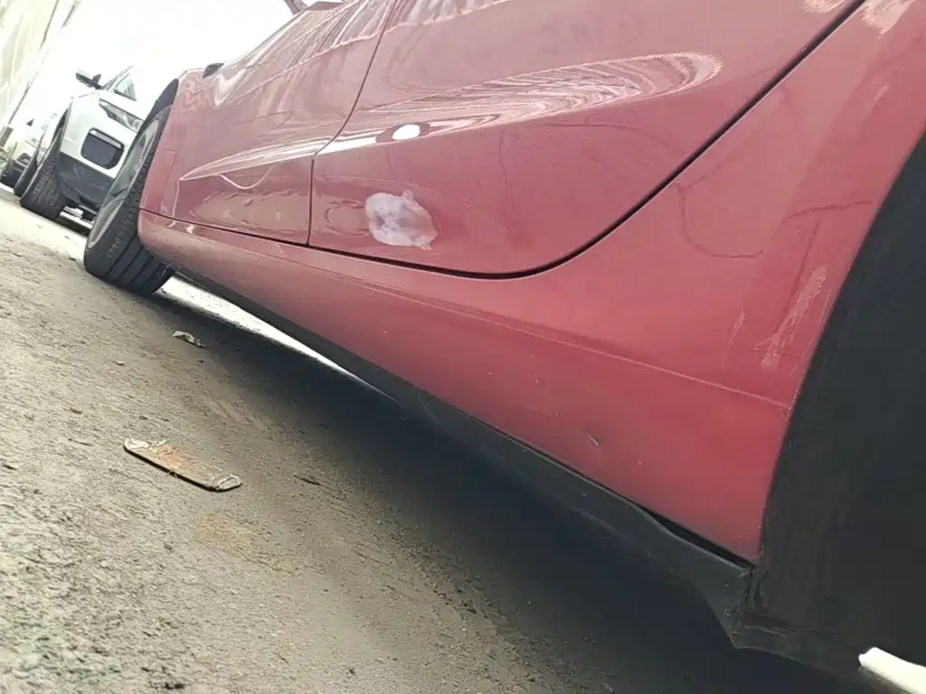 Tesla Model 3 — миниатюра 22