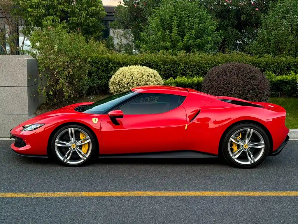 Ferrari 296 — миниатюра 5