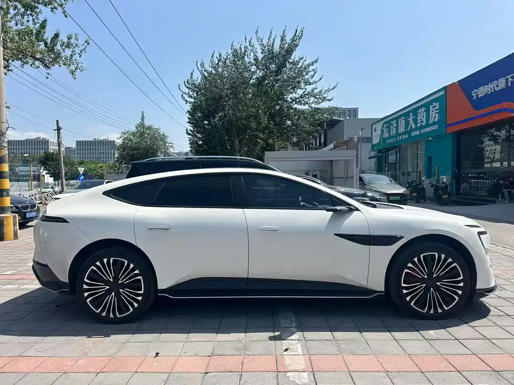 Avatr 12 2024 650 GT