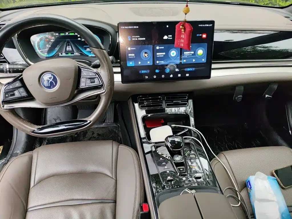 BYD Han — миниатюра 10