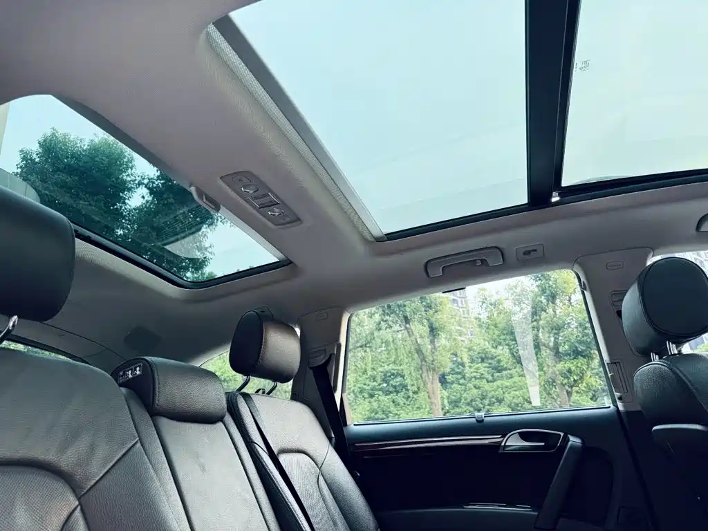 Audi Q7 — миниатюра 15