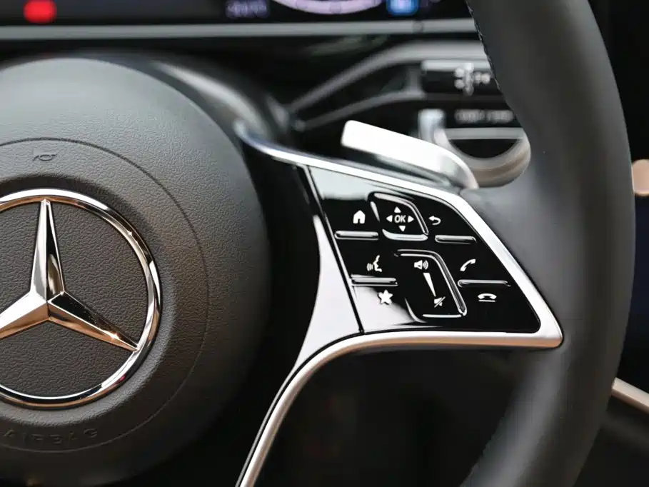 Mercedes-Benz E-Class New Energy — миниатюра 18
