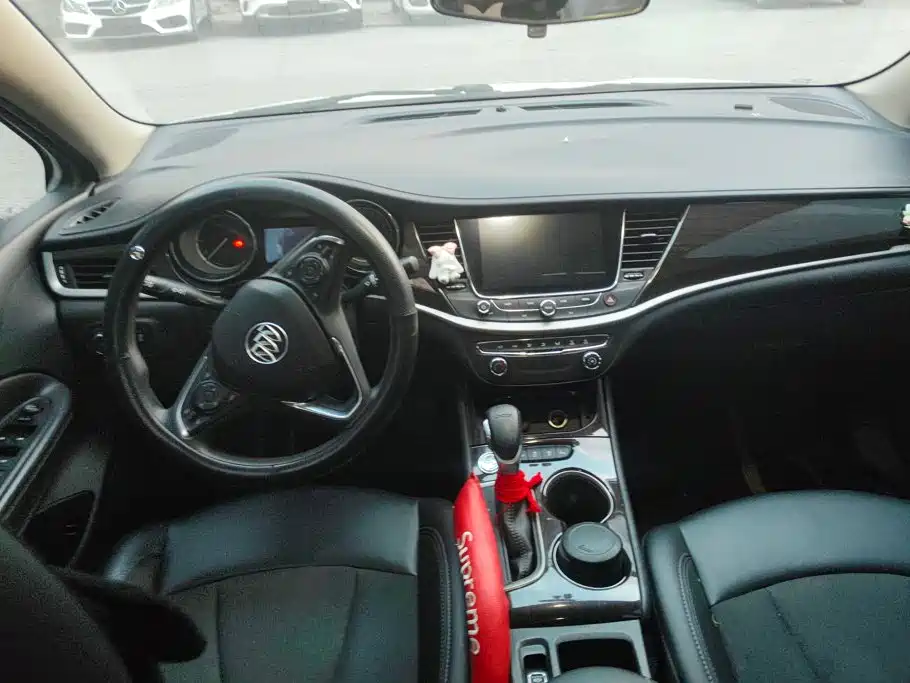 Buick Verano — миниатюра 12
