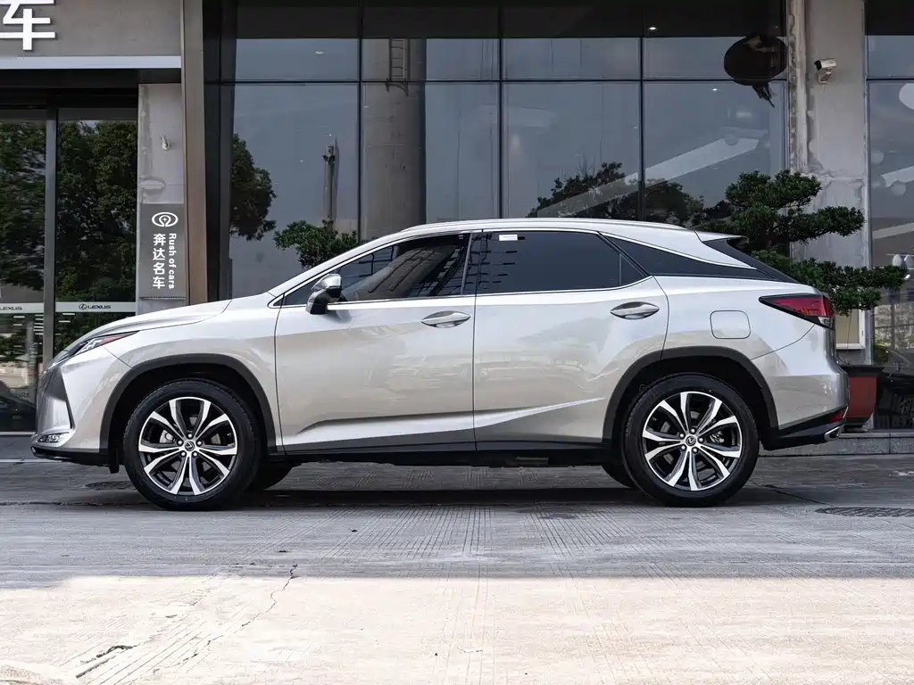 Lexus RX — миниатюра 4