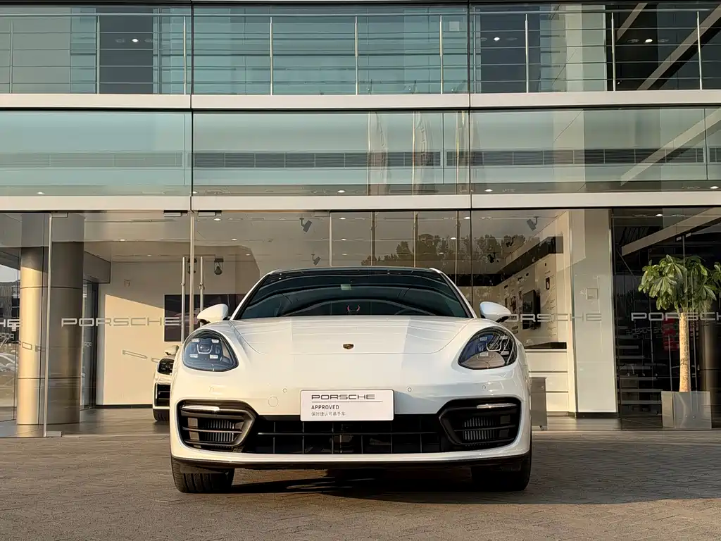 Porsche Panamera — миниатюра 3